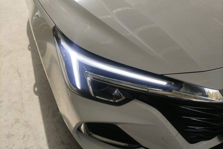 Used Roewe i6 MAX New Energy 2022 EV 500 Skyroof Special Edition