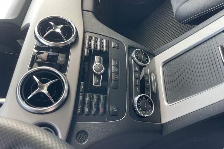 Used Mercedes-Benz GLK-Class 2015 GLK 260 4MATIC Fashion Edition Ultimate Version