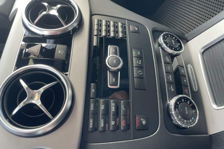 Used Mercedes-Benz GLK-Class 2015 GLK 260 4MATIC Fashion Edition Ultimate Version