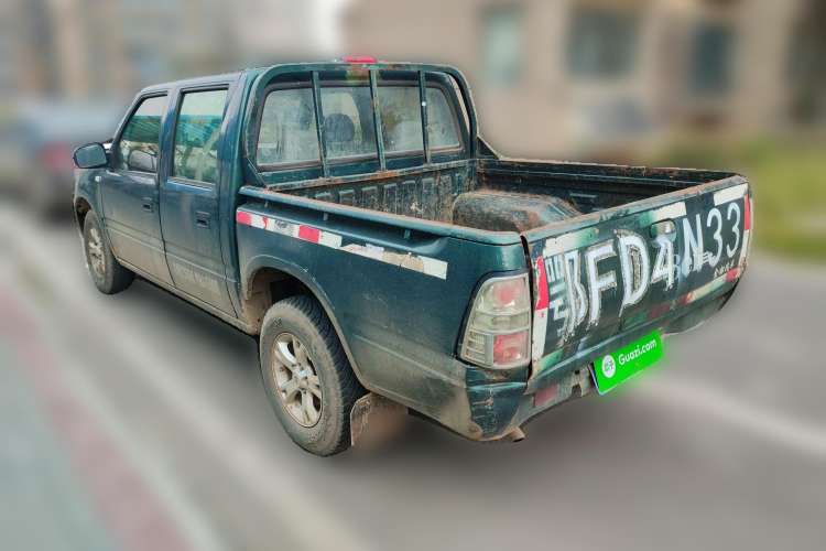 Used Jinbei Jindian 2014 2.4T Golden 009 Diesel Comfort Version with Short Wheelbase
