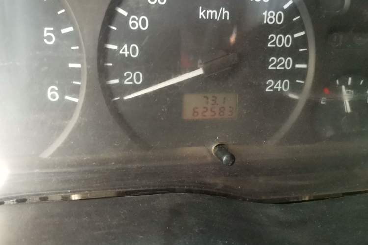 Used Ford Classic Transit 2013 2.8T Diesel Logistics Model with Short Wheelbase and Mid-Roof JX493ZLQ4