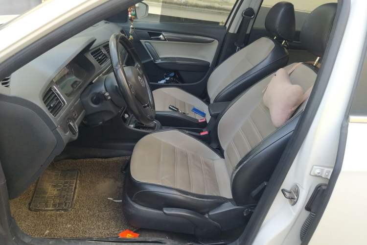 Used Volkswagen Cross Lavida 2014 1.4TSI DSG Left Front Seat