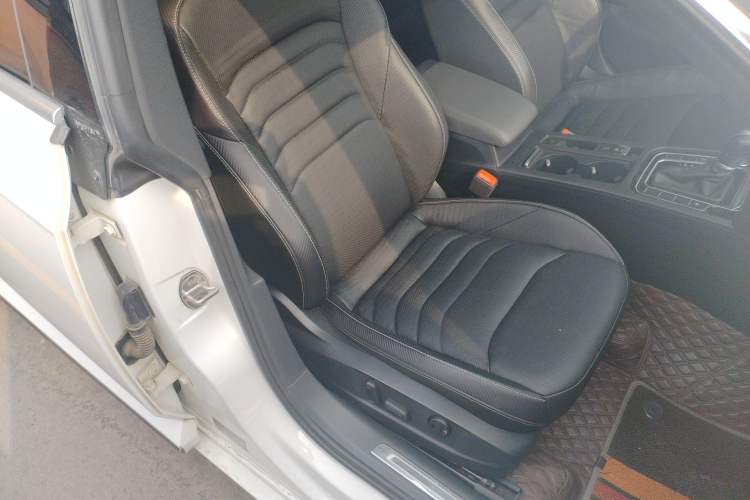 Used Volkswagen CC 2020 330TSI Glamour Edition China VI Standard
