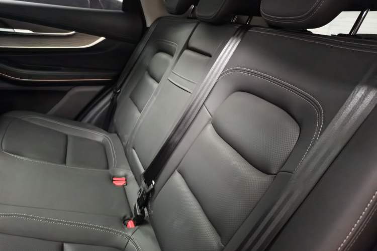 Used EXEED Zhuifeng C-DM 2022 1.5 TCI-DHT 105 km "Chengfeng Qi" Edition
