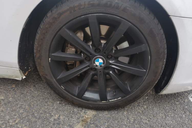 Used BMW 6 Series 2012 640i two-door coupe
