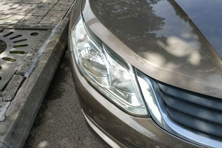 Used Baojun 630 2011 1.5L manual Elite version
