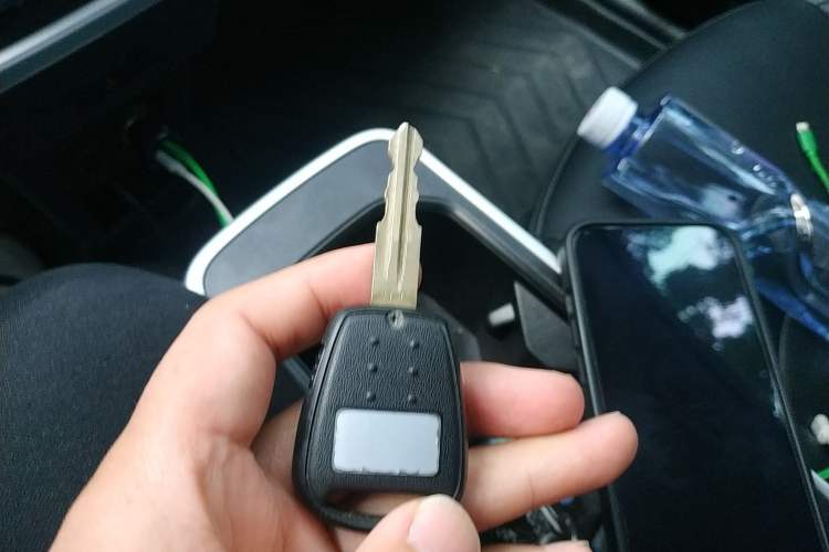 Used Baojun 630 2011 1.5L manual Elite version
