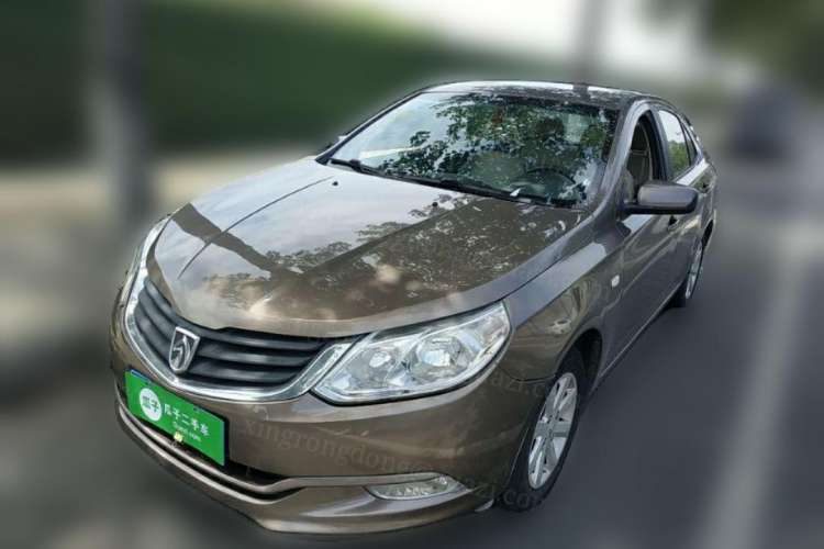 Used Baojun 630 2011 1.5L manual Elite version