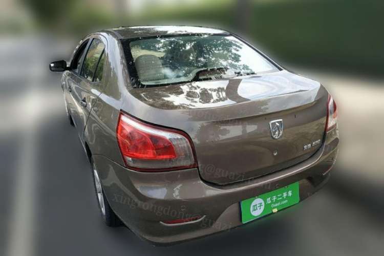 Used Baojun 630 2011 1.5L manual Elite version
