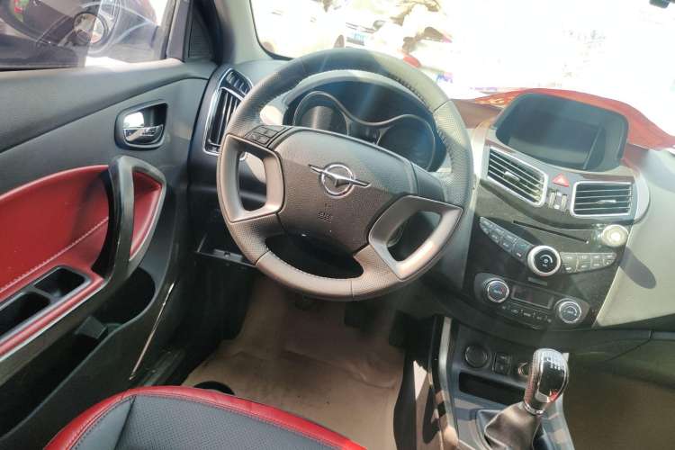 Used Haima S5 2015 1.5T Manual Smart Luxury Sport Edition
