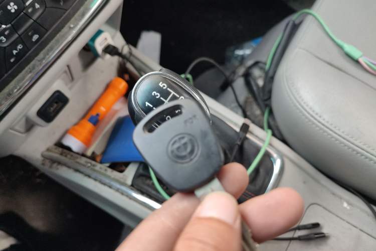 Used Jinbei New Hiace X30L 2018 1.5L Business Edition DLCG14