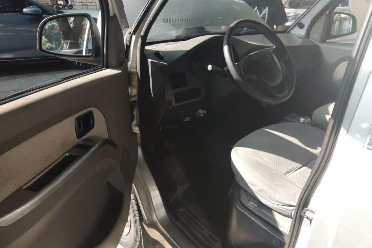 Used Wuling EV50 2020 Pure Electric Van Logistics Vehicle – Penghui Non-Heated Battery
