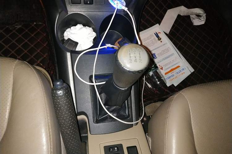 Used Toyota RAV4 2011 2.0L Manual Luxury Edition
