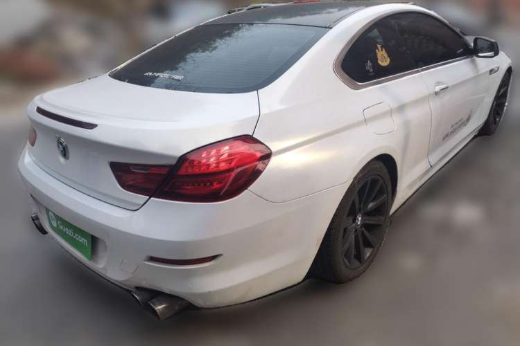 Used BMW 6 Series 2012 640i two-door coupe
