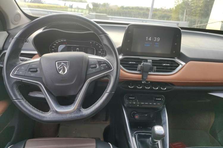 Used Baojun 510 2017 1.5L Manual Luxury Model