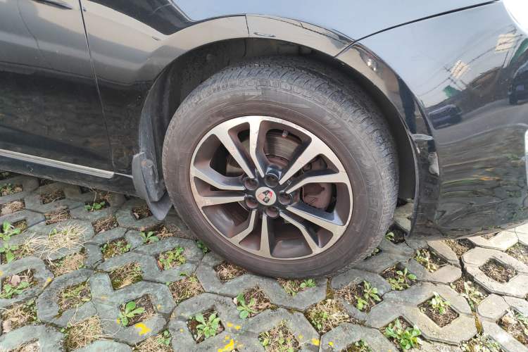 Used Roewe e550 2016 Deluxe Edition
