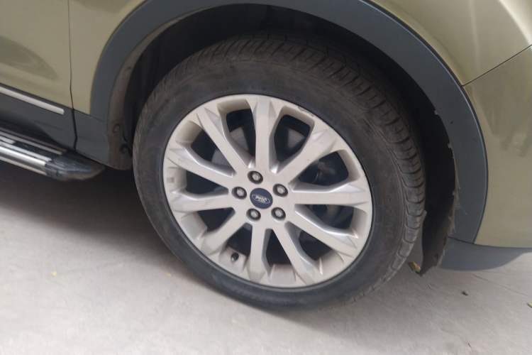 Used Ford Kuga 2013 1.6L GTDi 4x4 Elite Model
