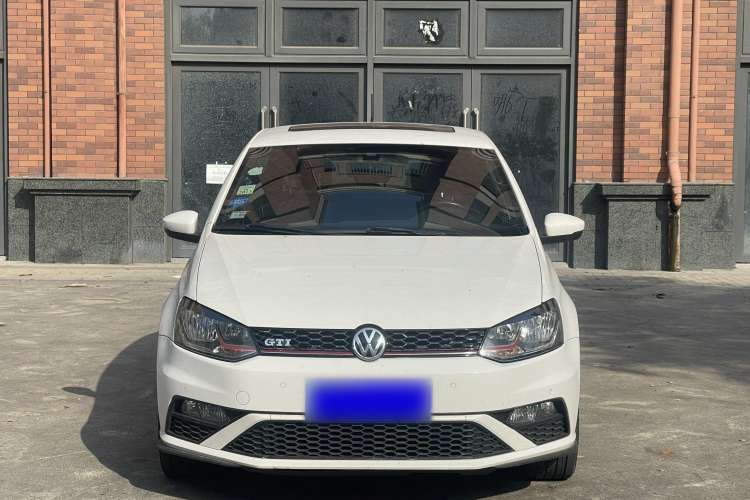 Used Volkswagen Polo 2015 1.4TSI GTI
