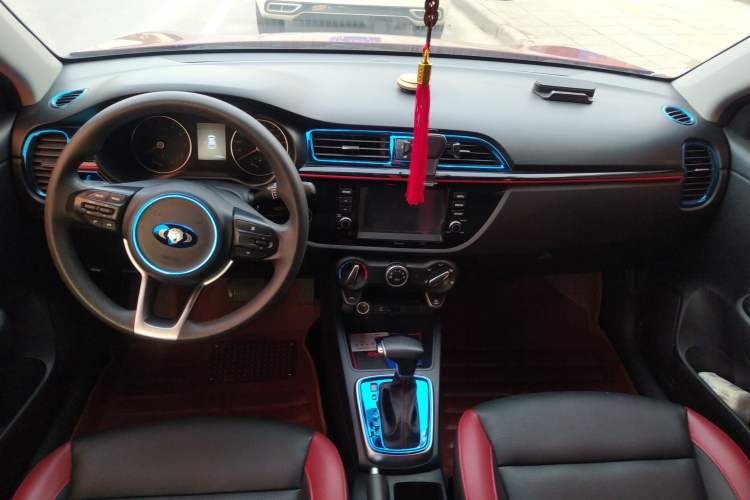 Used Kia KX Cross 2017 1.4L AT GLS
