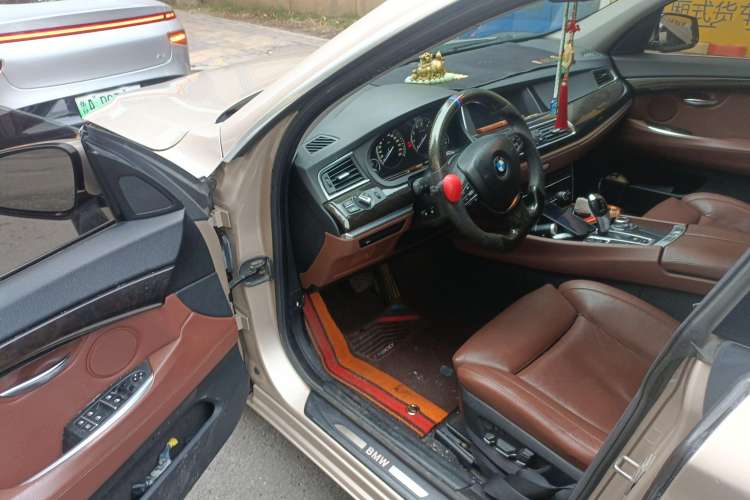 Used BMW 5 Series GT 2011 535i xDrive Luxury Edition
