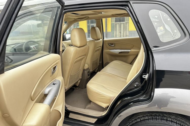 Used Hyundai Tucson 2009 2.0L Automatic Two-Wheel Drive with Sunroof
