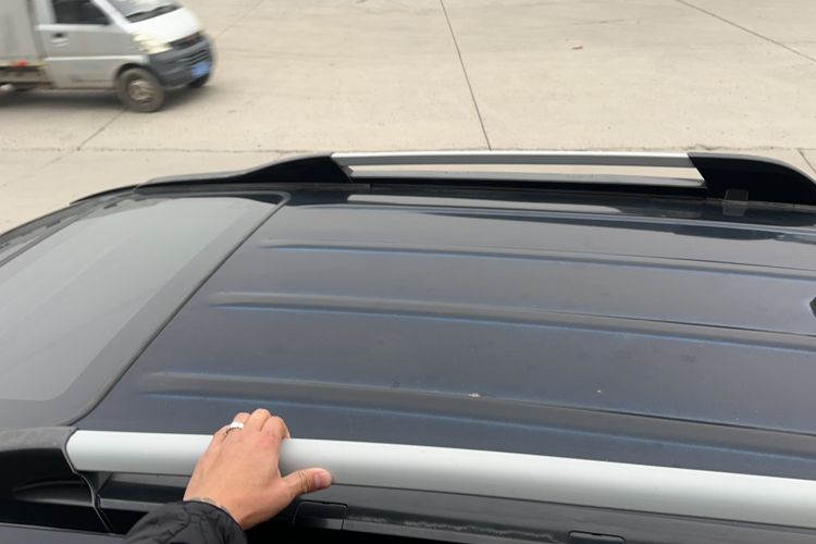 Used Hyundai Tucson 2009 2.0L Automatic Two-Wheel Drive with Sunroof
