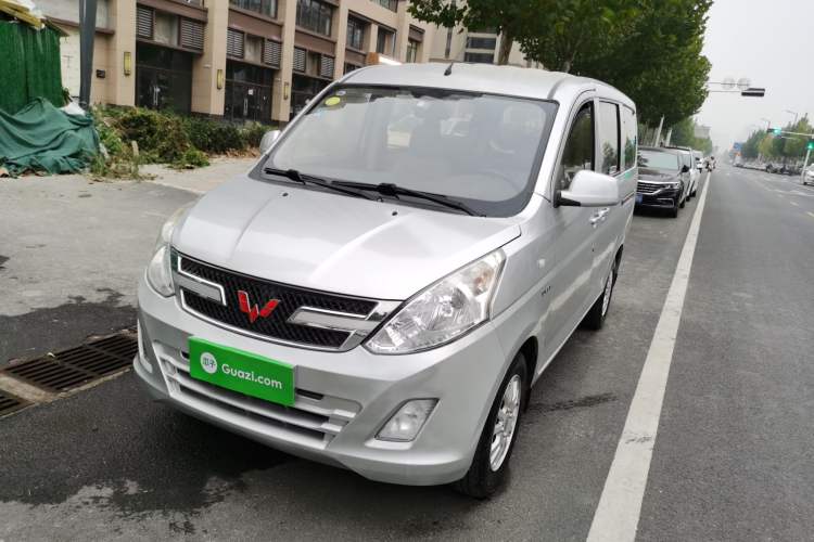 Used Wuling Rongguang V 2016 1.5L Standard Version