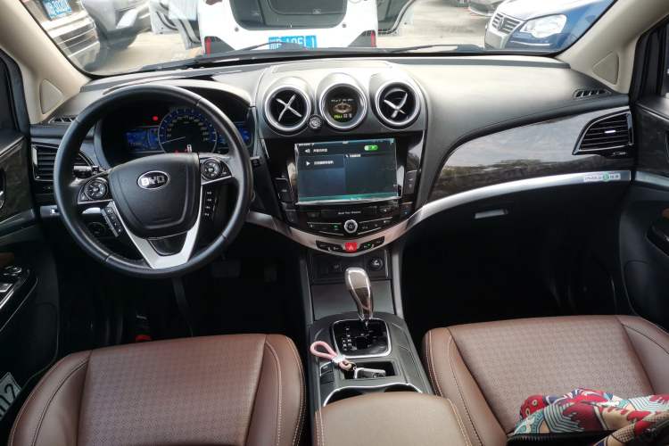 Used BYD S7 2016 2.0T Automatic Prestige Plus