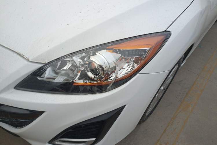 Used Mazda Mazda 3 2011 Sedan 2.0L Automatic Luxury Model