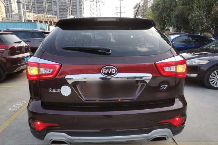 Used BYD S7 2016 2.0T Automatic Prestige Plus