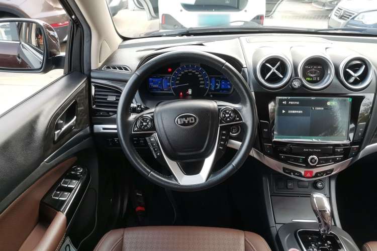 Used BYD S7 2016 2.0T Automatic Prestige Plus