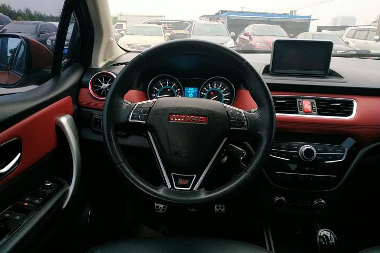 Used Haval H1 2015 1.5L Manual Luxury Model