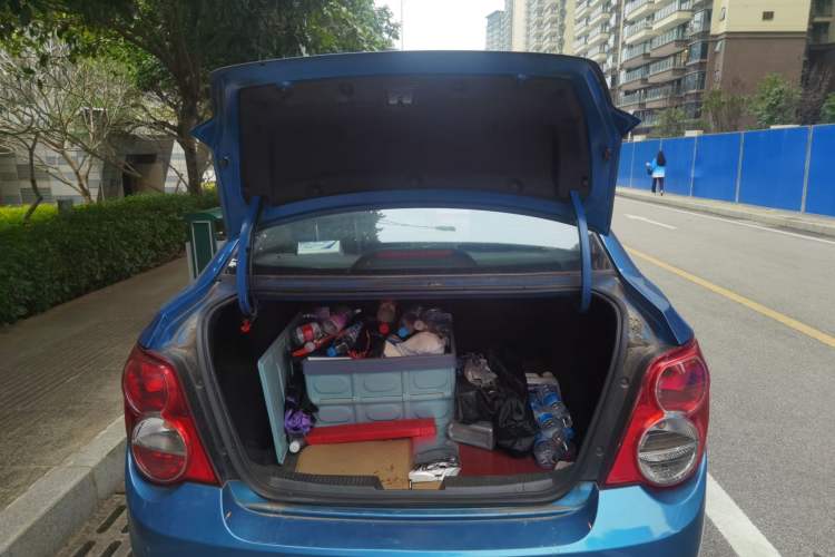 Used Chevrolet Aveo Sonic 2011 Sedan 1.6L Manual Transmission SX