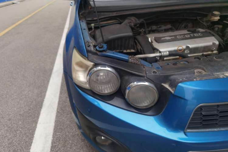 Used Chevrolet Aveo Sonic 2011 Sedan 1.6L Manual Transmission SX