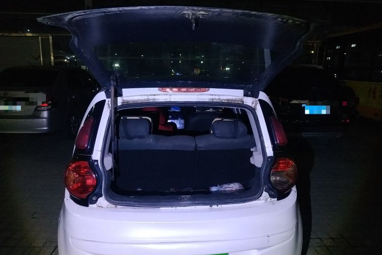 Used JMEV E200L 2016 E200 Standard Model
