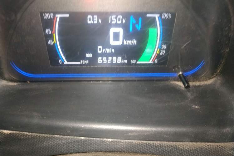 Used JMEV E200L 2016 E200 Standard Model
