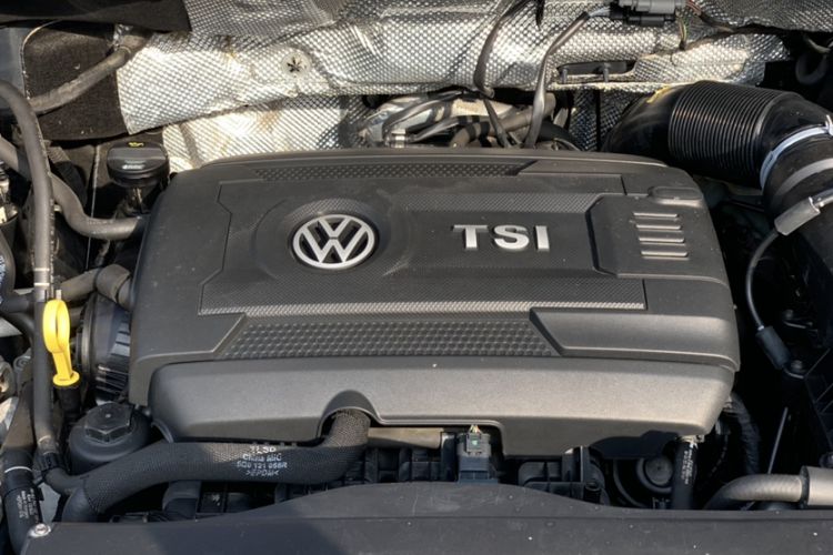 Used Volkswagen Sharan 2016 380TSI Clear Blue Limited Edition