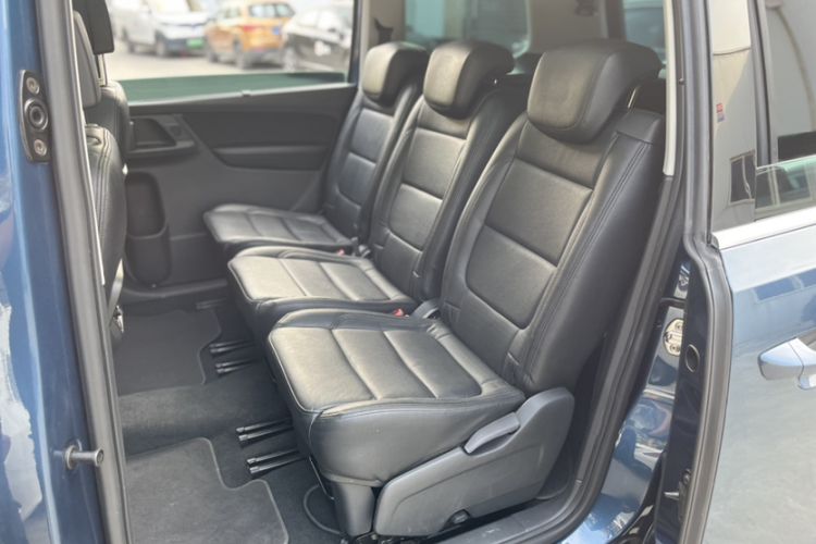 Used Volkswagen Sharan 2016 380TSI Clear Blue Limited Edition