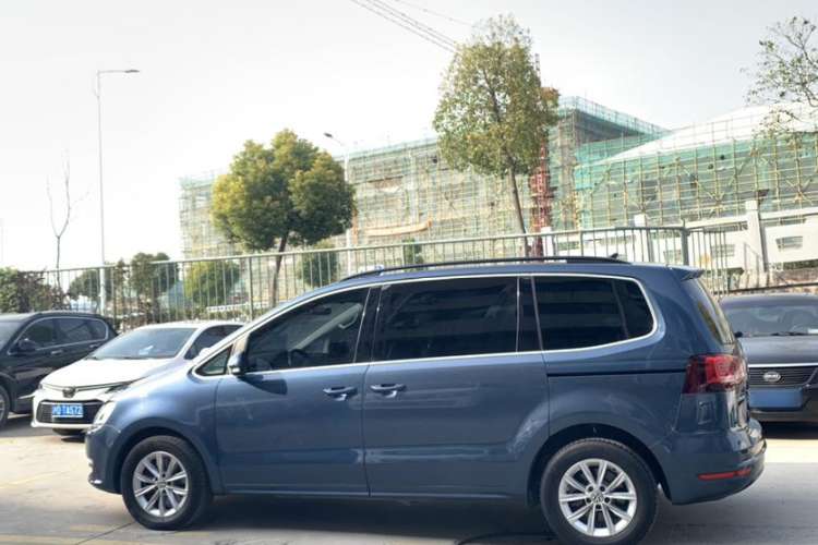 Used Volkswagen Sharan 2016 380TSI Clear Blue Limited Edition