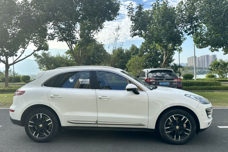 Used Zotye SR9 2017 2.0T Automatic Ultimate Dream Edition
