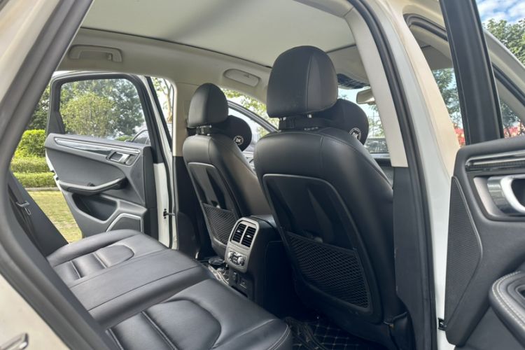 Used Zotye SR9 2017 2.0T Automatic Ultimate Dream Edition
