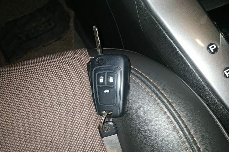 Used Chevrolet Cruze 2013 Hatchback 1.6L Automatic Luxury Model
