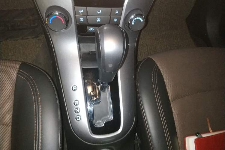 Used Chevrolet Cruze 2013 Hatchback 1.6L Automatic Luxury Model
