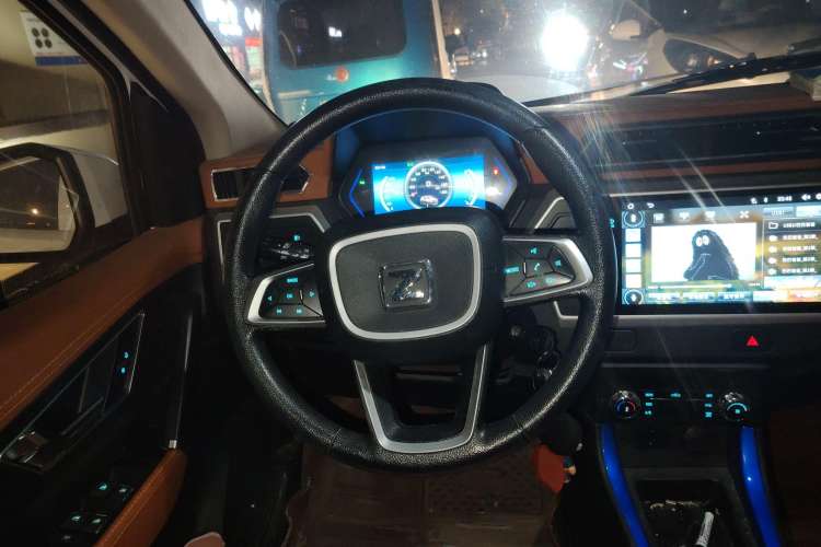 Used Zotye Cloud 100 2018 Cloud 100PLUS Smart Model