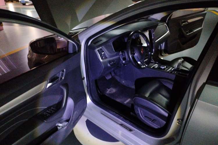 Used Roewe i6 New Energy 2017 45T Hybrid Connect & Smart Enjoyment Edition Driver Seat