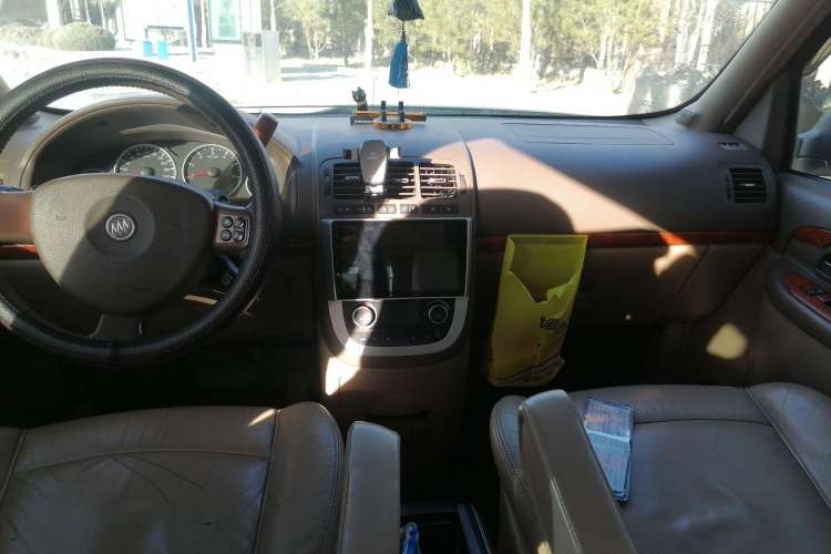 Used Buick GL8 2006 Lu Zun 3.0L GT Elite Edition
