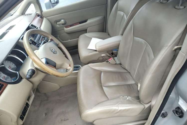 Used Nissan Tiida Sedan 2008 1.6L Automatic Smart Version Left Front Seat