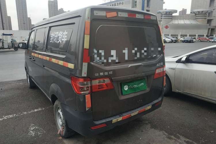 Used Jinbei Hiace X30 2020 1.5L Van Super-Enjoyment Model China VI Standard SWC15M