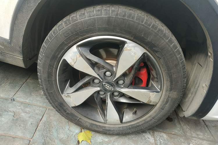 Used JAC Refine S3 2017 1.6L CVT Smart Connect Model
