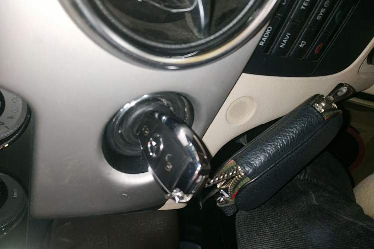 Used Mercedes-Benz GLK-Class 2014 GLK 260 4MATIC Dynamic Model
